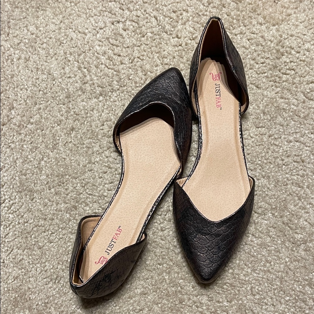 JustFab Black Textured Flats - Picture 5 of 5